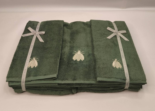 Комплект полотенец Mastro Raphael ESSENTIAL API 7C verde salvia Пять штук Артикул: 76597 LettoPerfetto