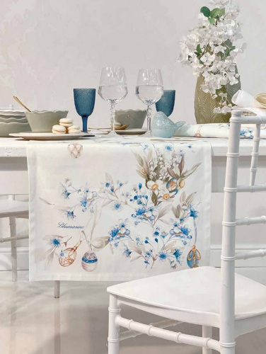 Скатерть Blumarine PASQUA 170х270 цвет 03 light blue голубая Артикул: 94842 LettoPerfetto