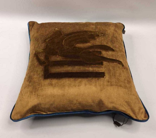 Подушка декоративная Etro NEW PEGASO AR290 Y0886 gold золотистая 45х45 Артикул: 70178 LettoPerfetto фото 3