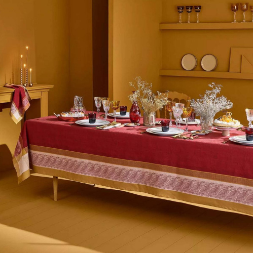 Скатерть Garnier-Thiebaut ALEXANDRIA RUBIS - 174x364 Артикул: 79987 LettoPerfetto фото 2