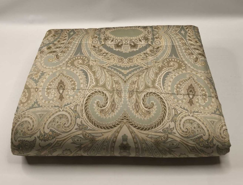 Покрывало Etro ZAHIR 99KA512 X0820 beige бежевое 270х270 Артикул: 70121 LettoPerfetto