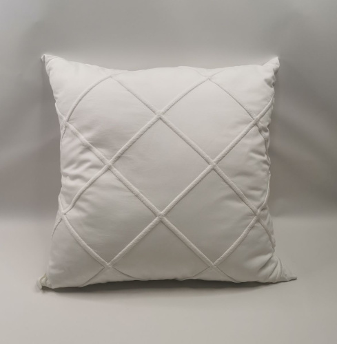 Подушка Mastro Raphael ABEILLE MERVILLE LOSANGH Ivory 60x60 Артикул: 76603 LettoPerfetto фото 4