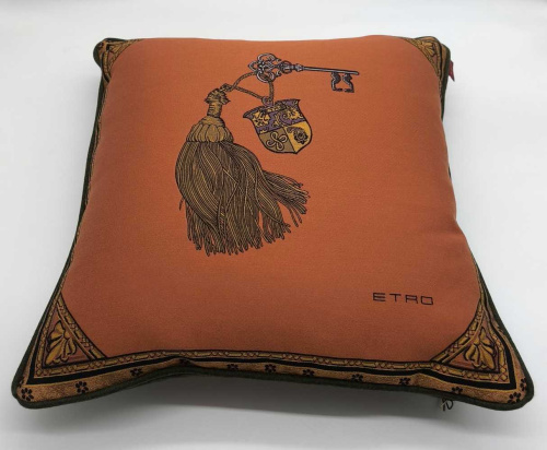 Подушка декоративная Etro HERALD AQ371 S9700 orange/grey 45x45 Артикул: 70177 LettoPerfetto