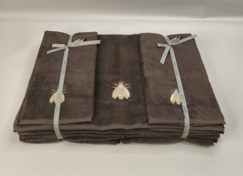 Комплект полотенец Mastro Raphael ESSENTIAL API 3E marrone Пять штук Артикул: 76598 LettoPerfetto
