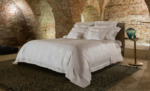 Постельное белье Fazzini ALLA SCALA AA 600TC bianco белое Евро Артикул: 85574 LettoPerfetto