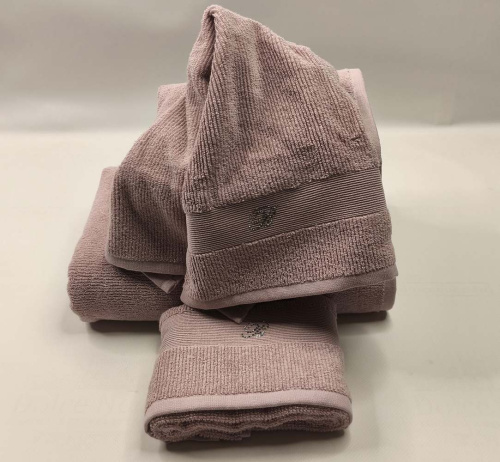 Комплект полотенец Blumarine RISVEGLIO сиреневый 02 lilac Артикул: 94889 LettoPerfetto фото 4